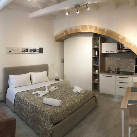 Appartamento Ortigia Syrakusa Exteriör bild